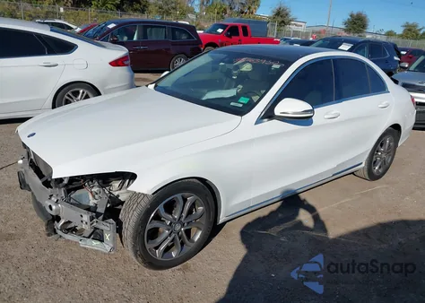 2016 Mercedes-Benz C 300 from USA, damaged, VIN 55SWF4JB2GU126614
